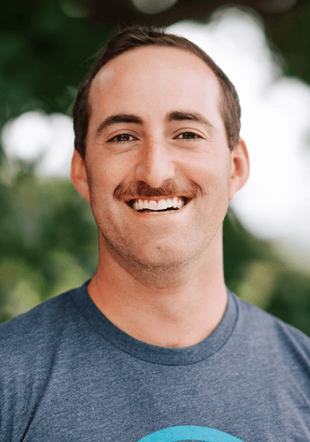 2511_headshot_Kenny-Freeman