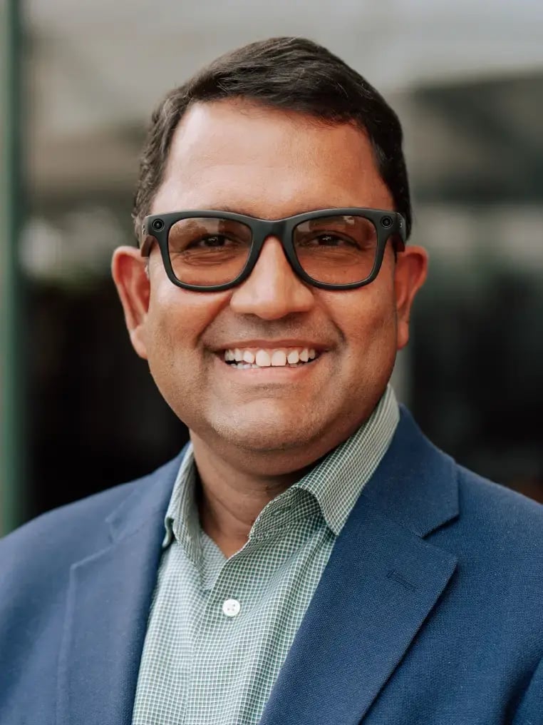 AboutUs_TeamHeadshots_AjoyKrishnamoorthy
